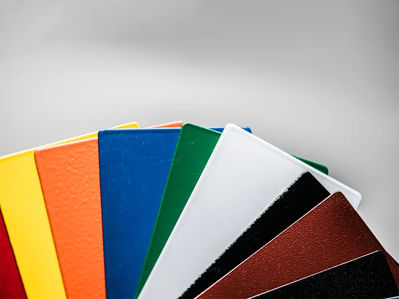 campioni-di-colore-su-pezzi-di-metallo